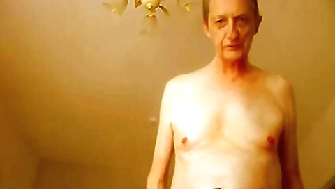 amateur mature fuck his partner with a very big dick
