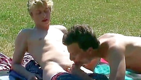 Busty blonde is on the beach and she gets her wet pussy fucked