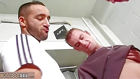 Big cock and hot blowjob in a interracial threesome